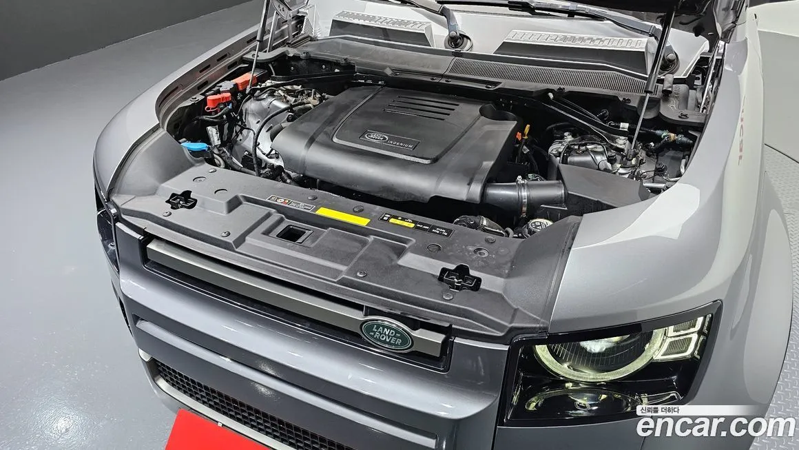 Land Rover Defender 2023 из KR, фото 8