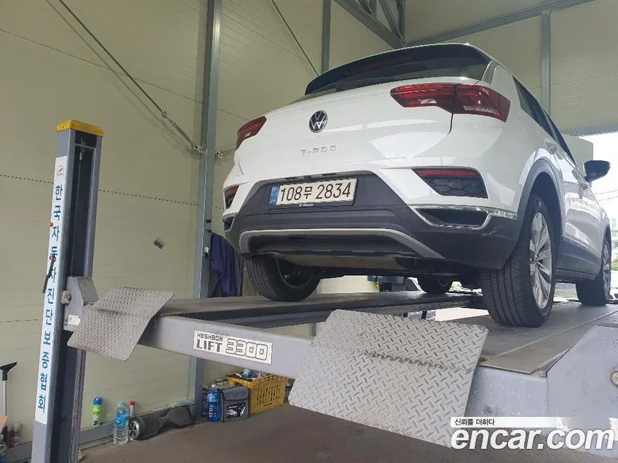 Volkswagen T-Roc 2021 из KR, фото 2
