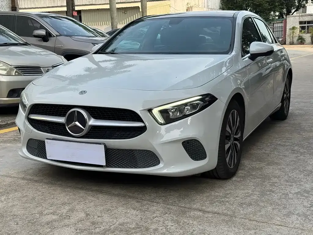 Mercedes-Benz A-Class (Import) 2021 из CN, фото 1