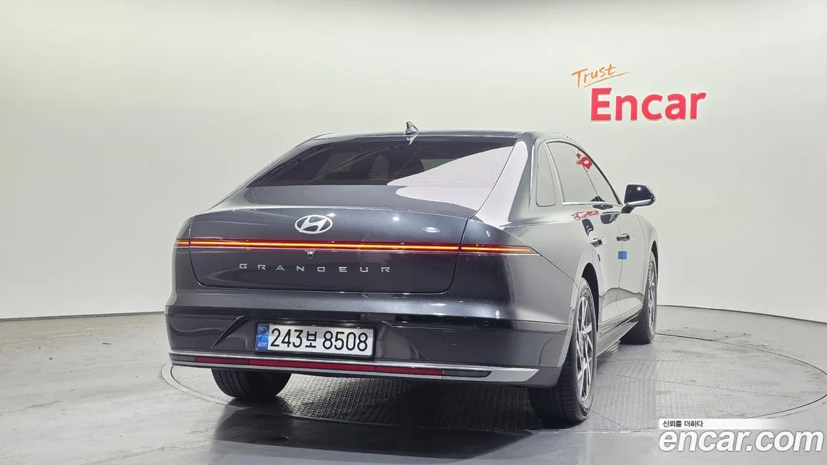 Hyundai Grandeur 2023 из KR, фото 4