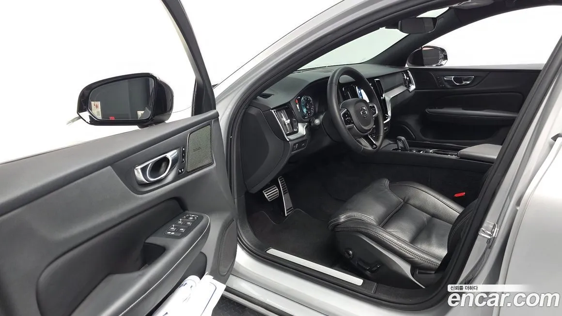 Volvo S60 2022 из KR, фото 8