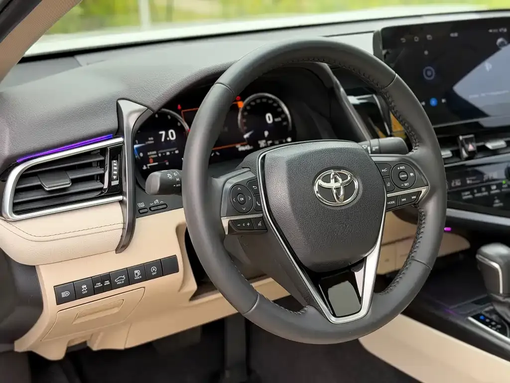 Toyota Camry 2024 из CN, фото 3