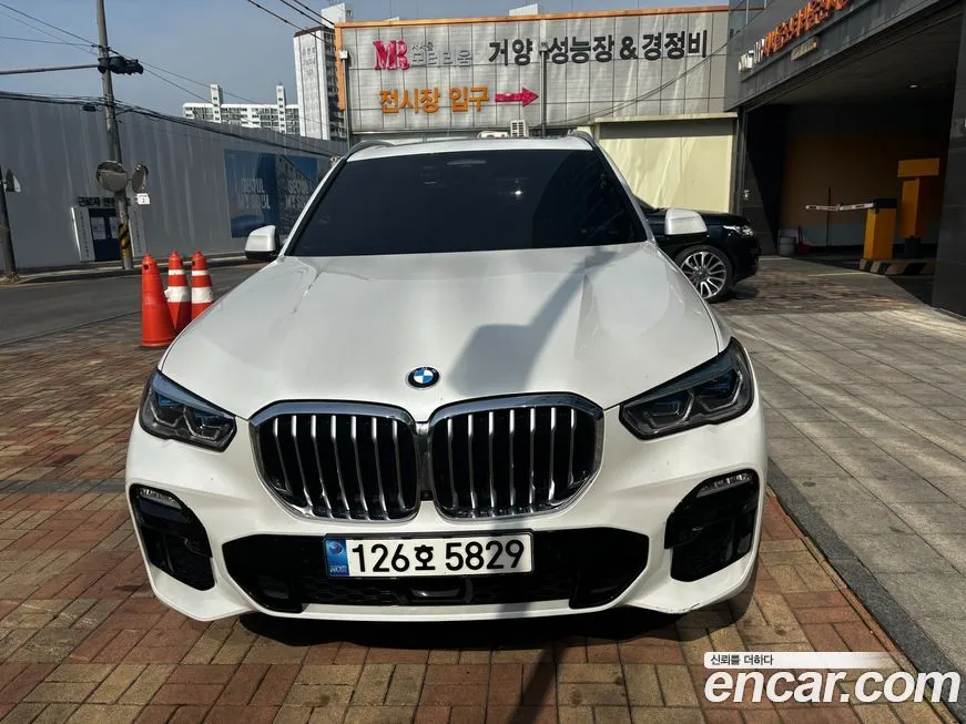 BMW X5 2021 из KR, фото 2