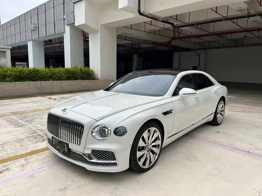 Bentley Flying Spur 2022 из CN, фото 1