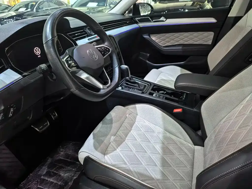 Volkswagen Magotan 2023 из CN, фото 5