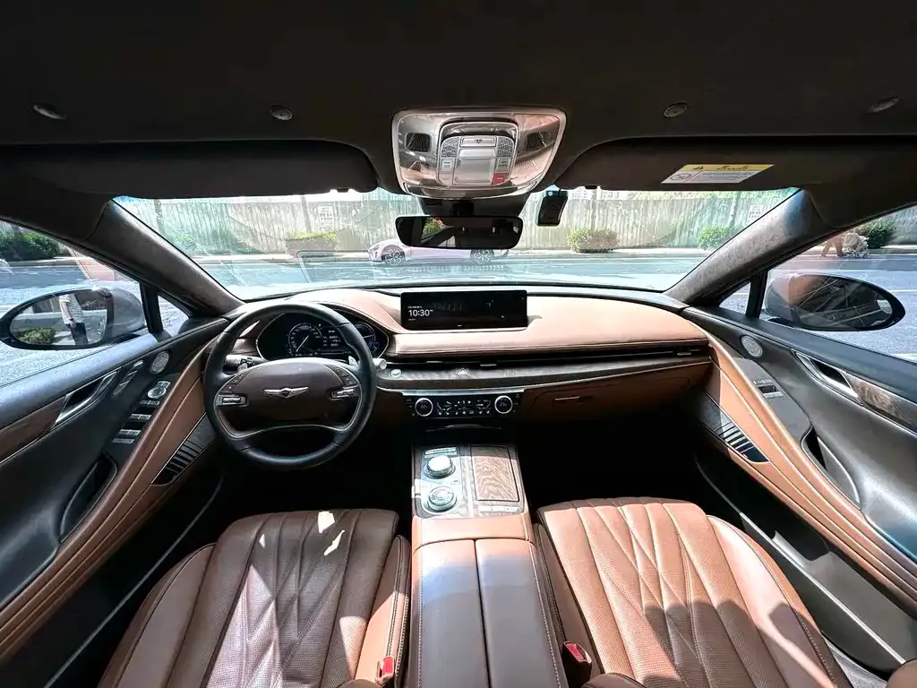 Genesis Electric G80 — фото 3