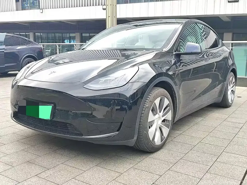 Tesla Model Y 2023 из CN, фото 1