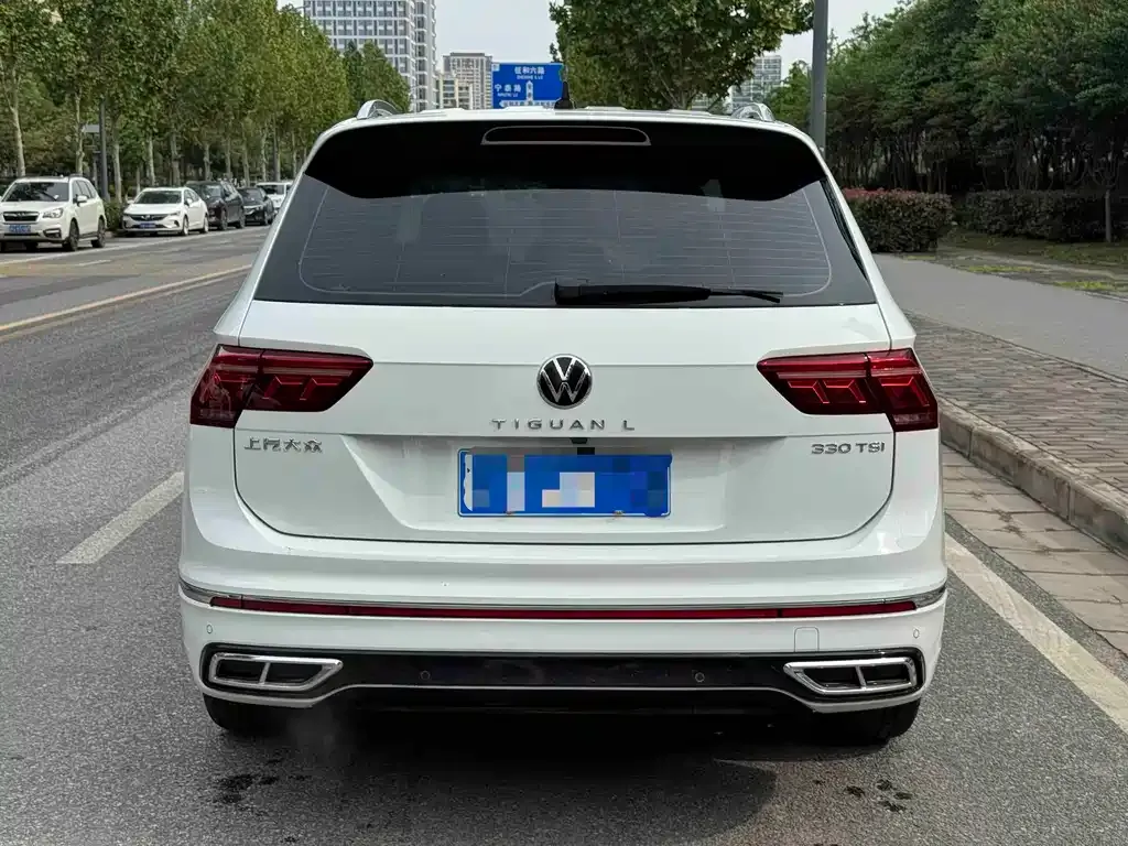 Volkswagen Tiguan L — фото 6