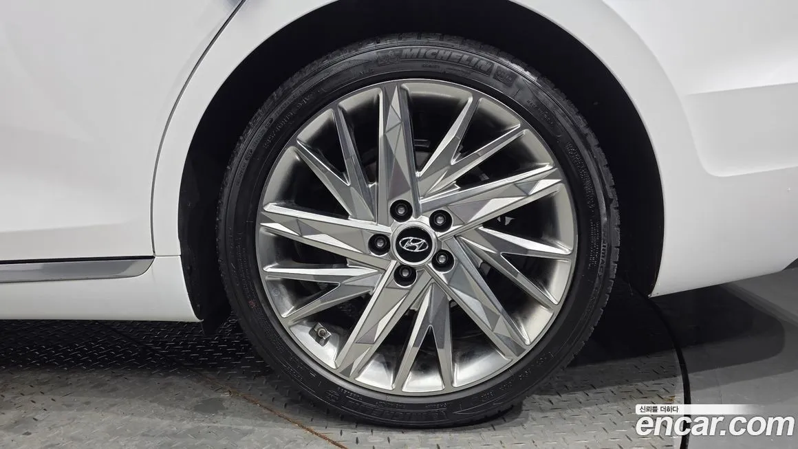 Hyundai Grandeur — фото 10