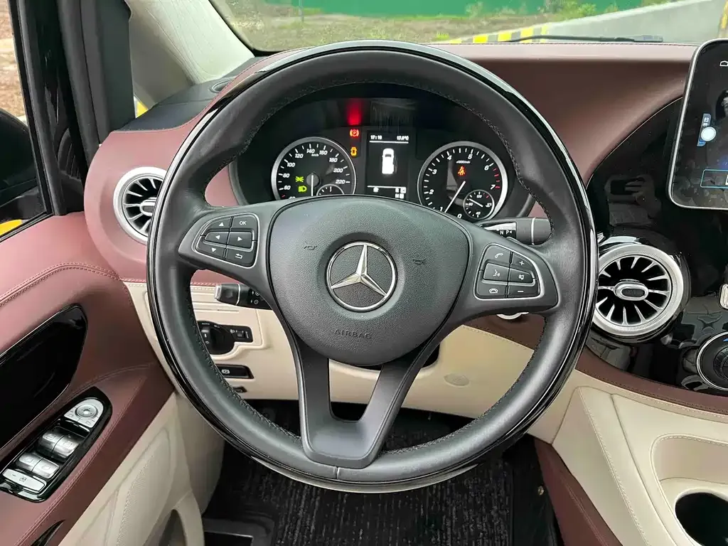 Mercedes-Benz Vito — фото 5