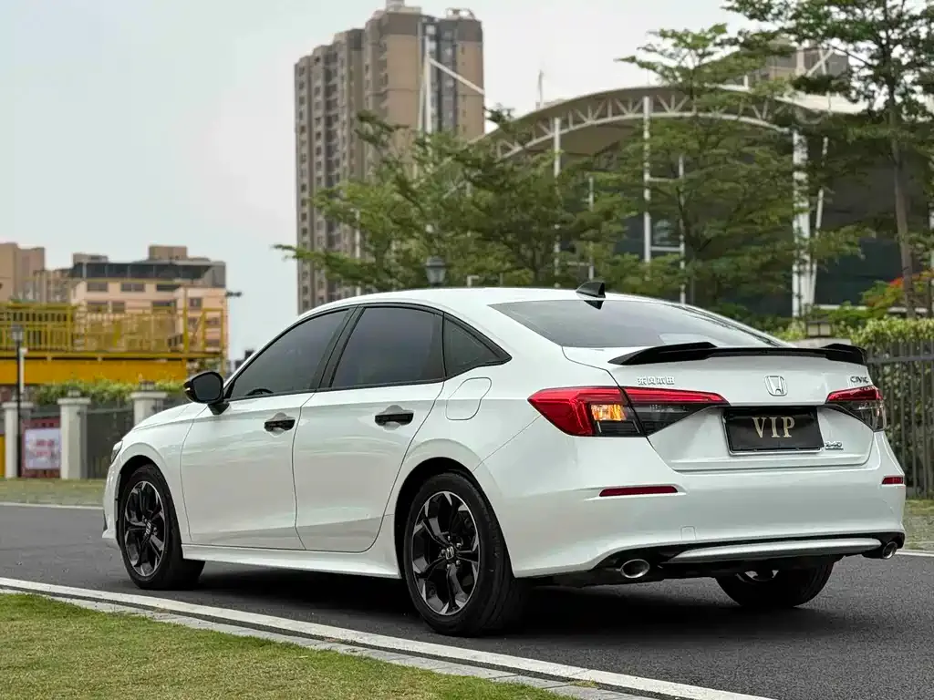 Honda Civic 2023 из CN, фото 10