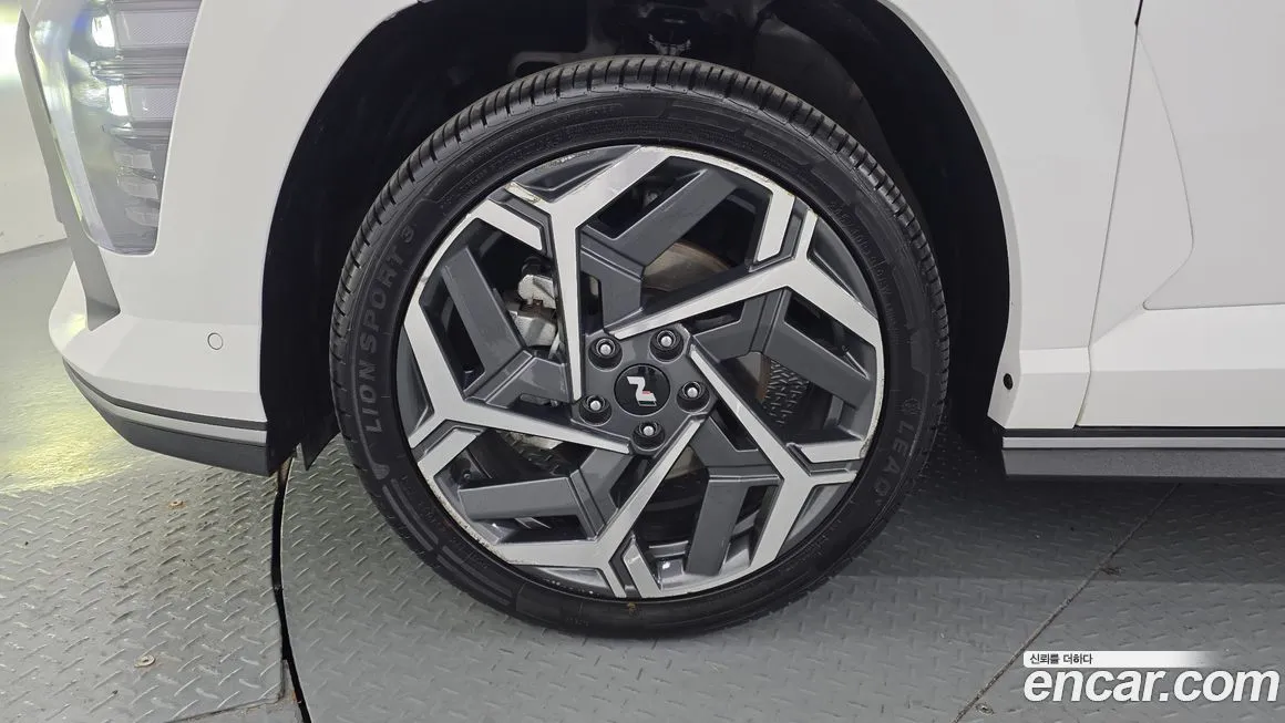Hyundai Kona 2023 из KR, фото 8