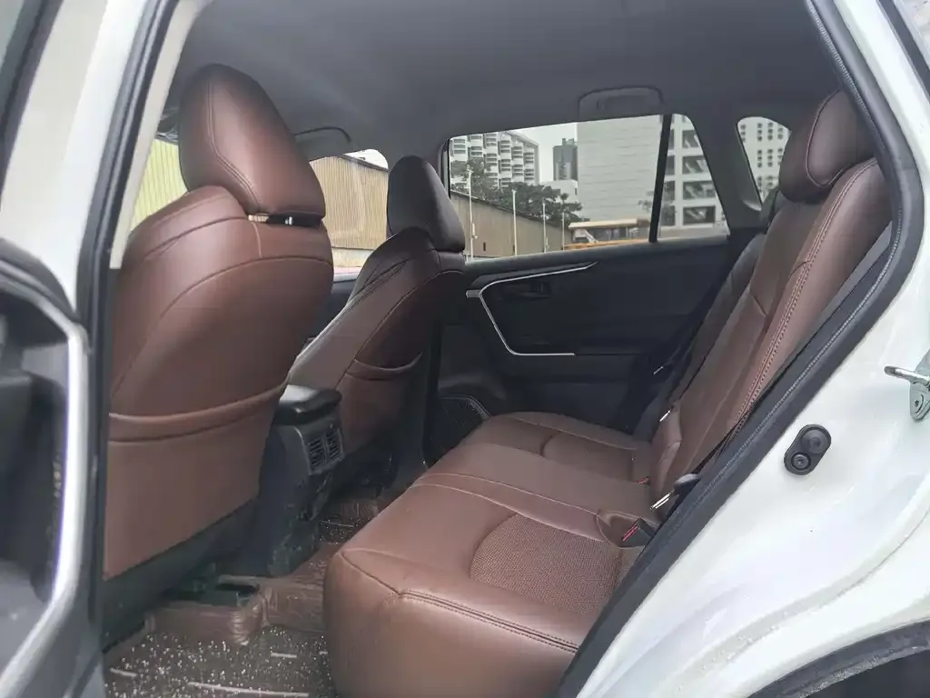 Toyota Wildlander 2025 из CN, фото 2