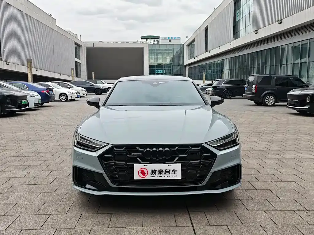 Audi A7L 2024 из CN, фото 9