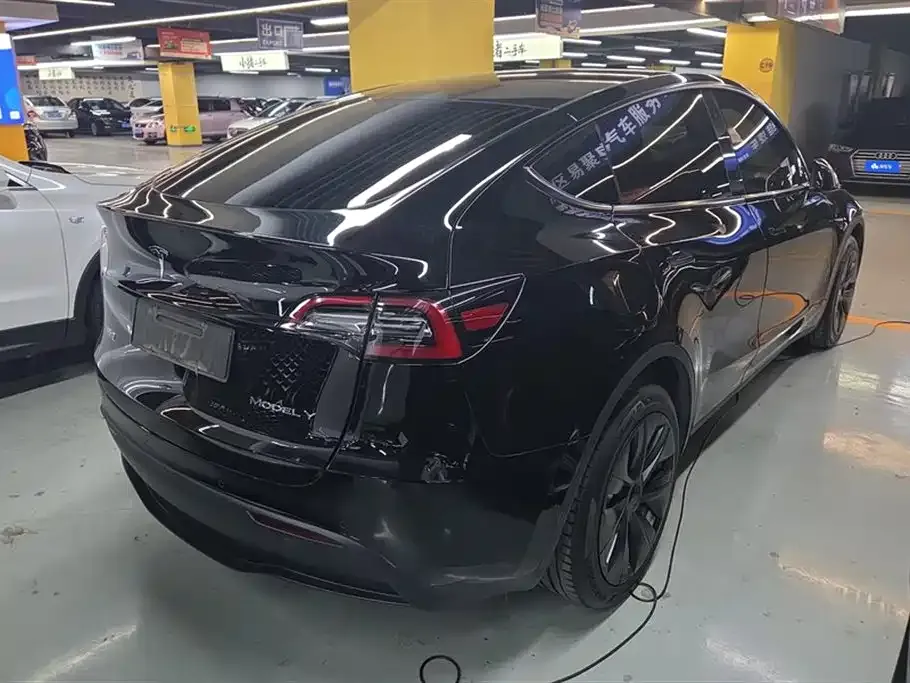 Tesla Model Y 2023 из CN, фото 6