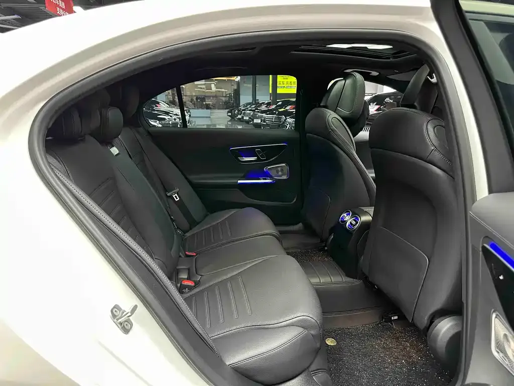 Mercedes-Benz C-Class 2024 из CN, фото 8