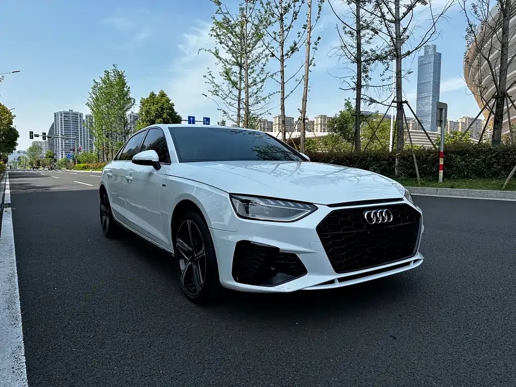 Audi A4L 2024 из CN, фото 9