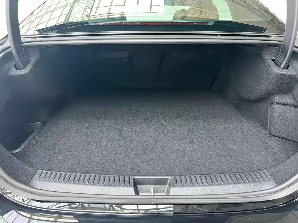 Mercedes-Benz E-Class New Energy 2024 из CN, фото 2