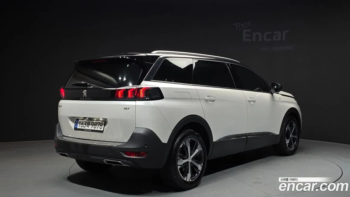 Peugeot 5008 2022 из KR, фото 2