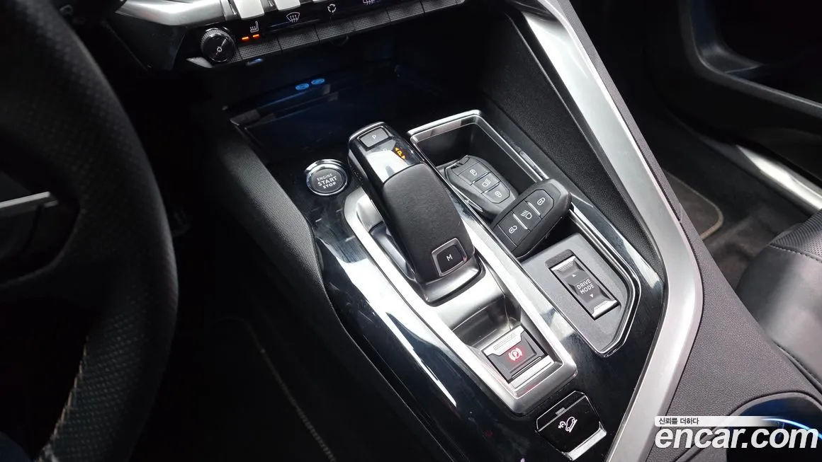 Peugeot 5008 2022 из KR, фото 10