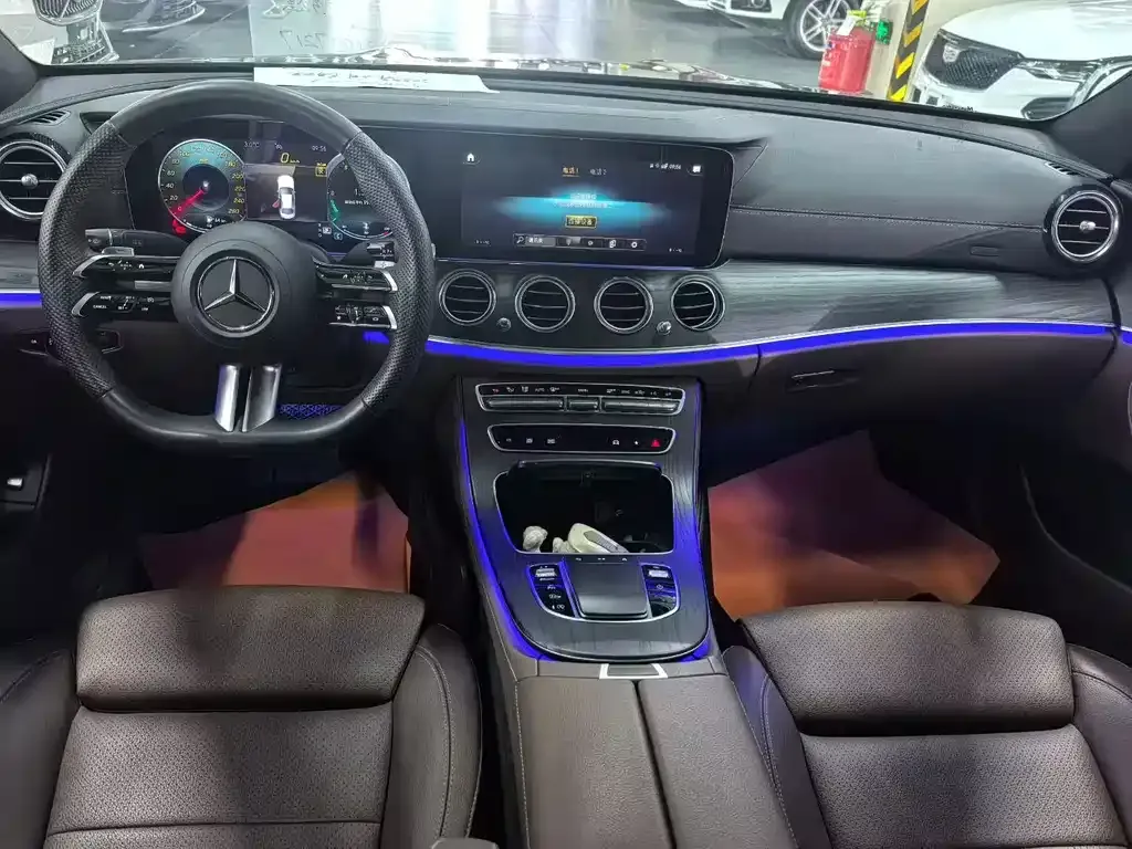 Mercedes-Benz E-Class 2023 из CN, фото 9