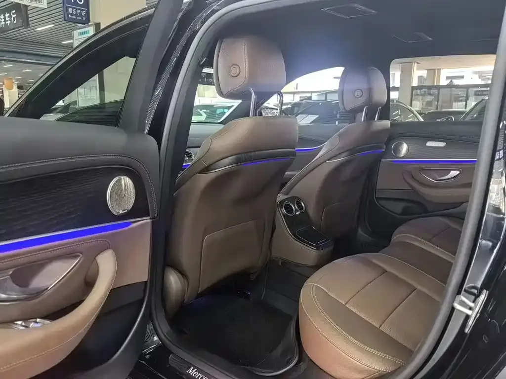 Mercedes-Benz E-Class 2023 из CN, фото 6