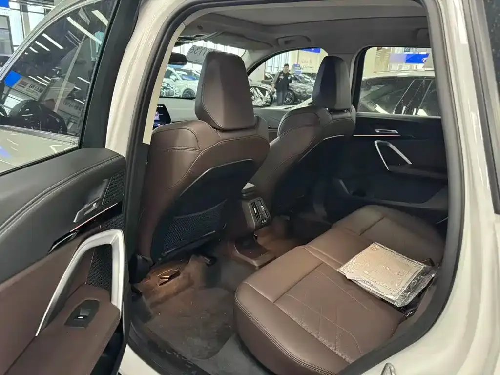 BMW X1 2023 из CN, фото 4