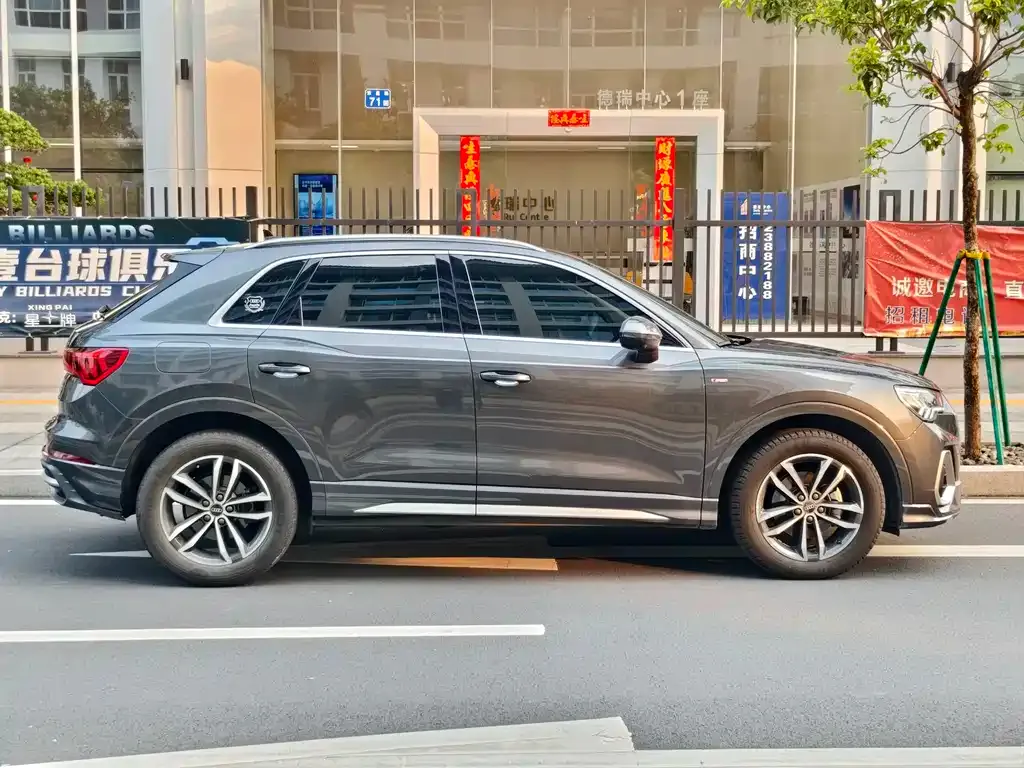 Audi Q3 2021 из CN, фото 9