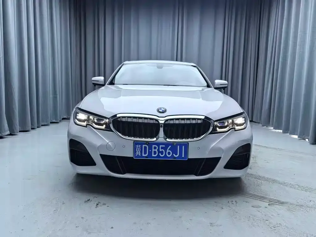 BMW 3 Series 2022 из CN, фото 7