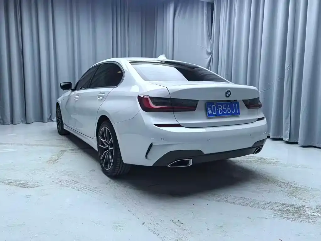 BMW 3 Series 2022 из CN, фото 3