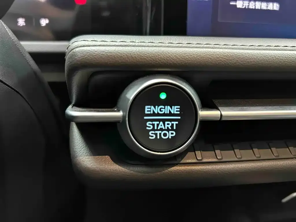Ford Edge — фото 2