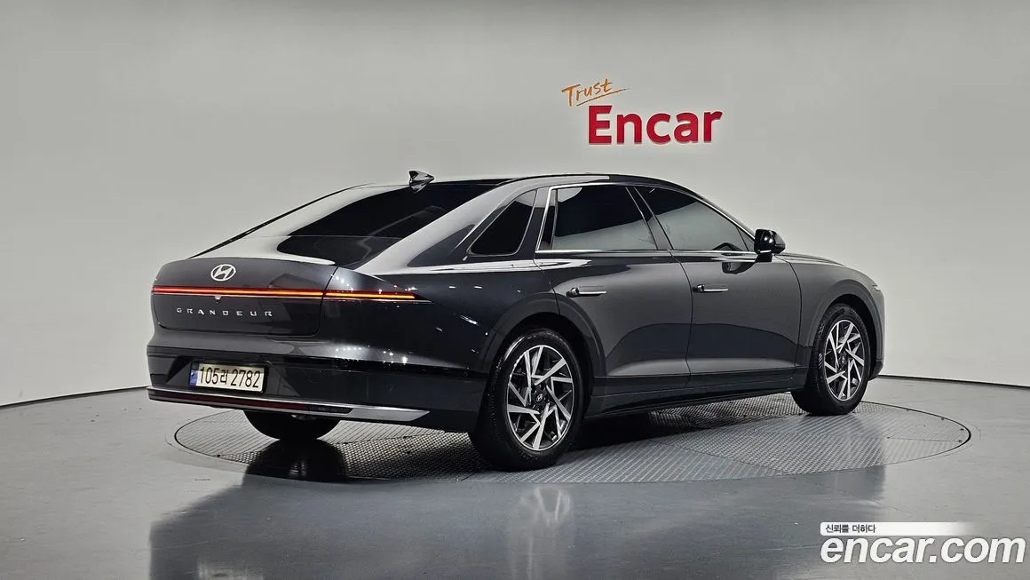 Hyundai Grandeur 2023 из KR, фото 4