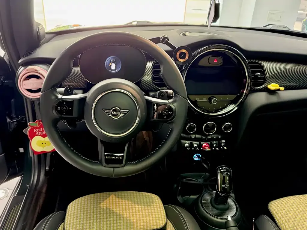 MINI Cooper (3-door) 2022 из CN, фото 3