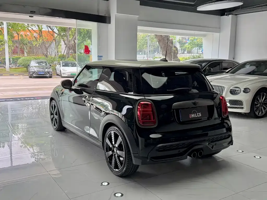 MINI Cooper (3-door) 2022 из CN, фото 6