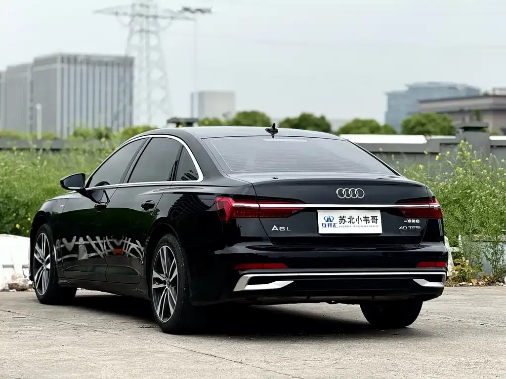 Audi A6L — фото 10
