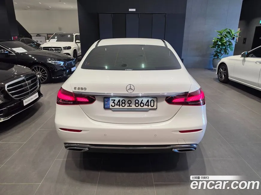 Mercedes-Benz E-Class 2023 из KR, фото 10