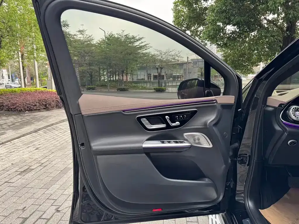 Mercedes-Benz EQE SUV 2024 из CN, фото 3