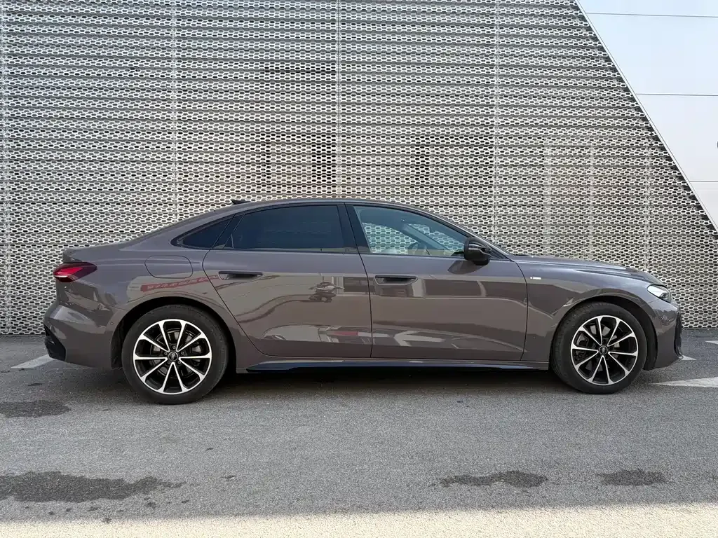 Audi A5L 2025 из CN, фото 9