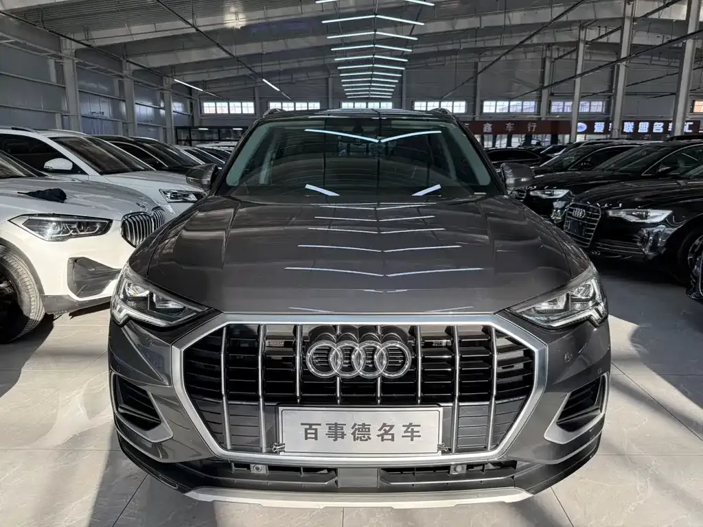 Audi Q3 — фото 6