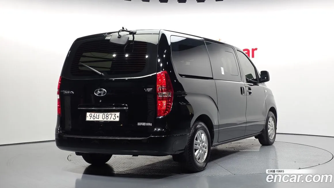 Hyundai Starex — фото 7