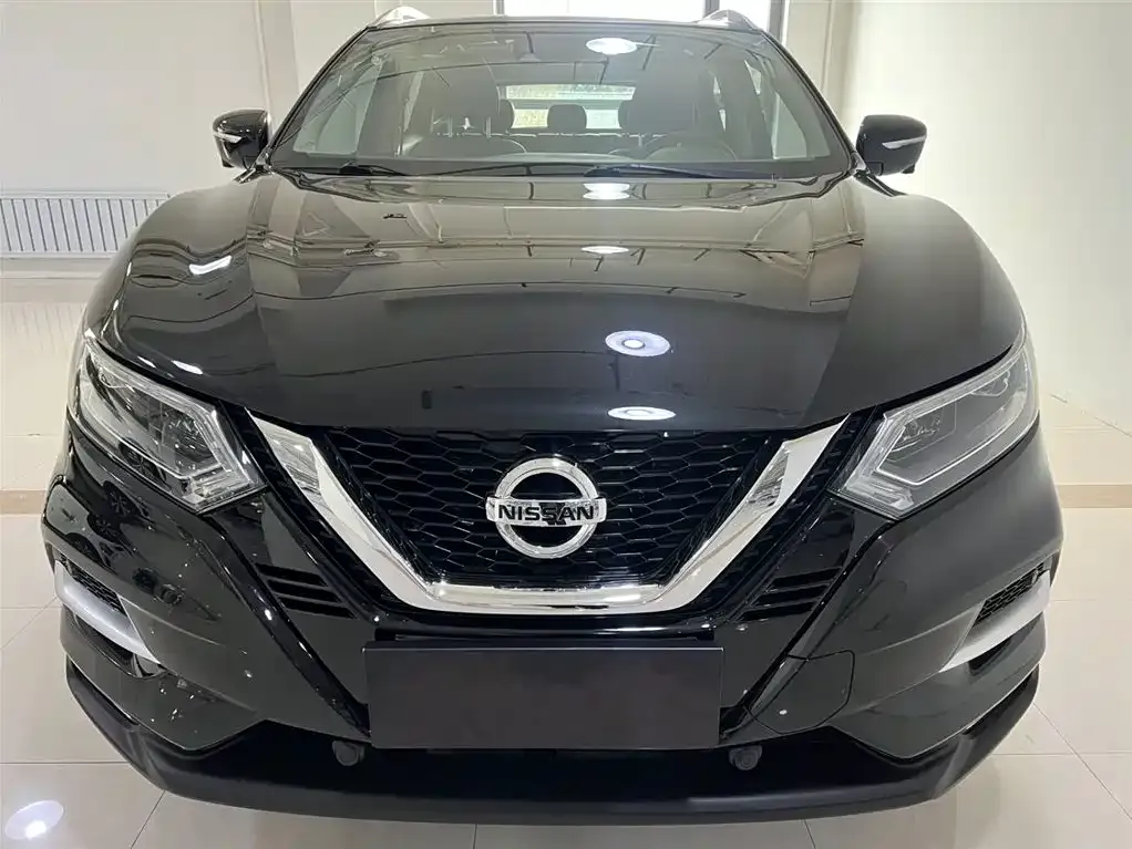 Nissan Qashqai — фото 9