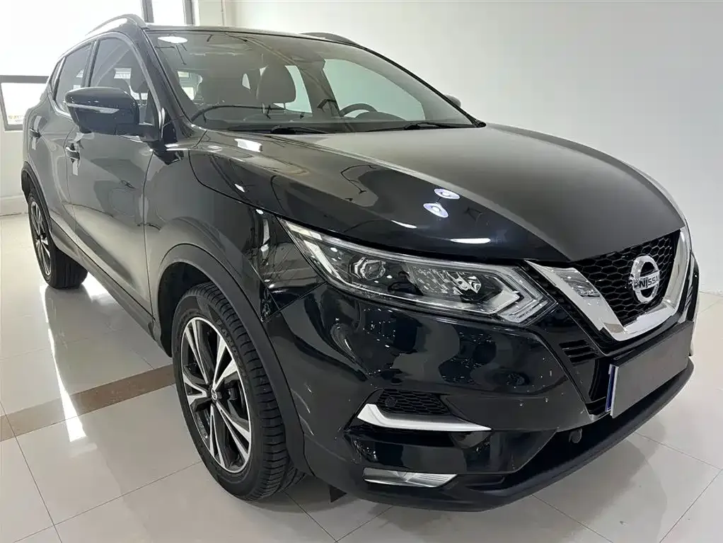 Nissan Qashqai — фото 5