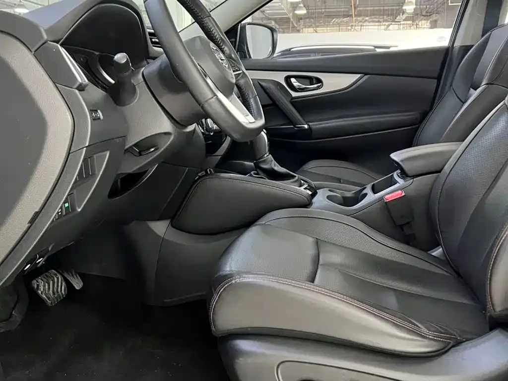 Nissan Qashqai — фото 8