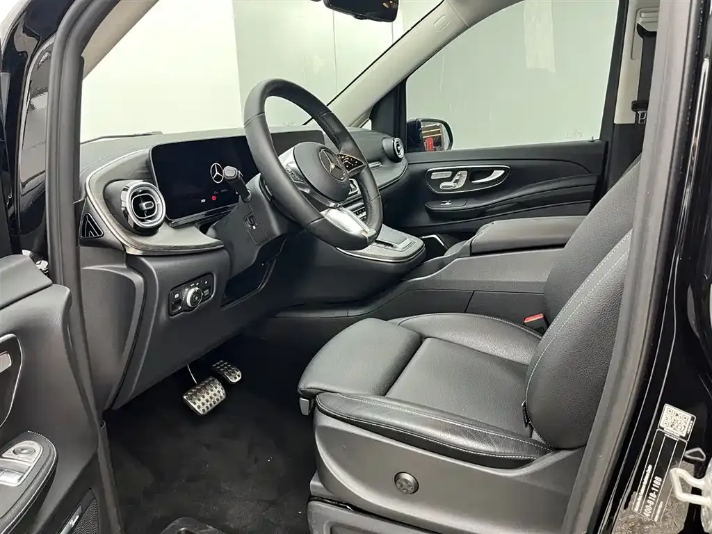 Mercedes-Benz V-Class 2025 из CN, фото 5