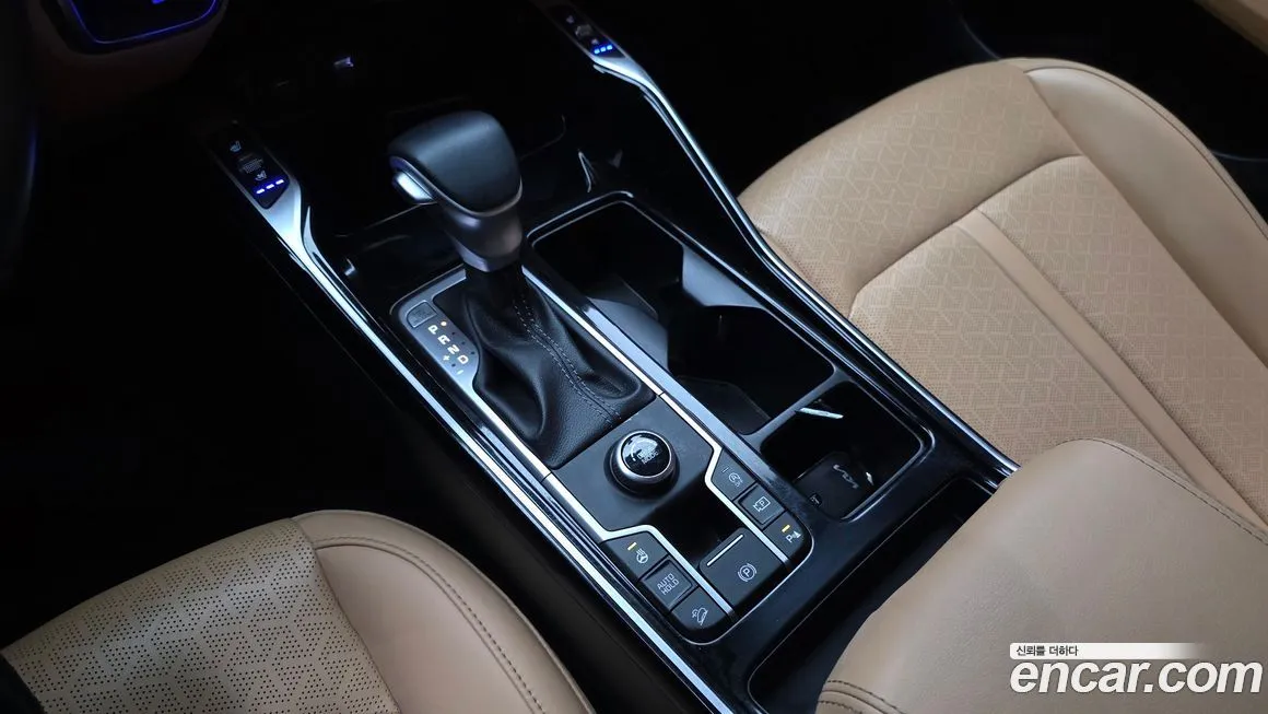 Kia Sorento — фото 9