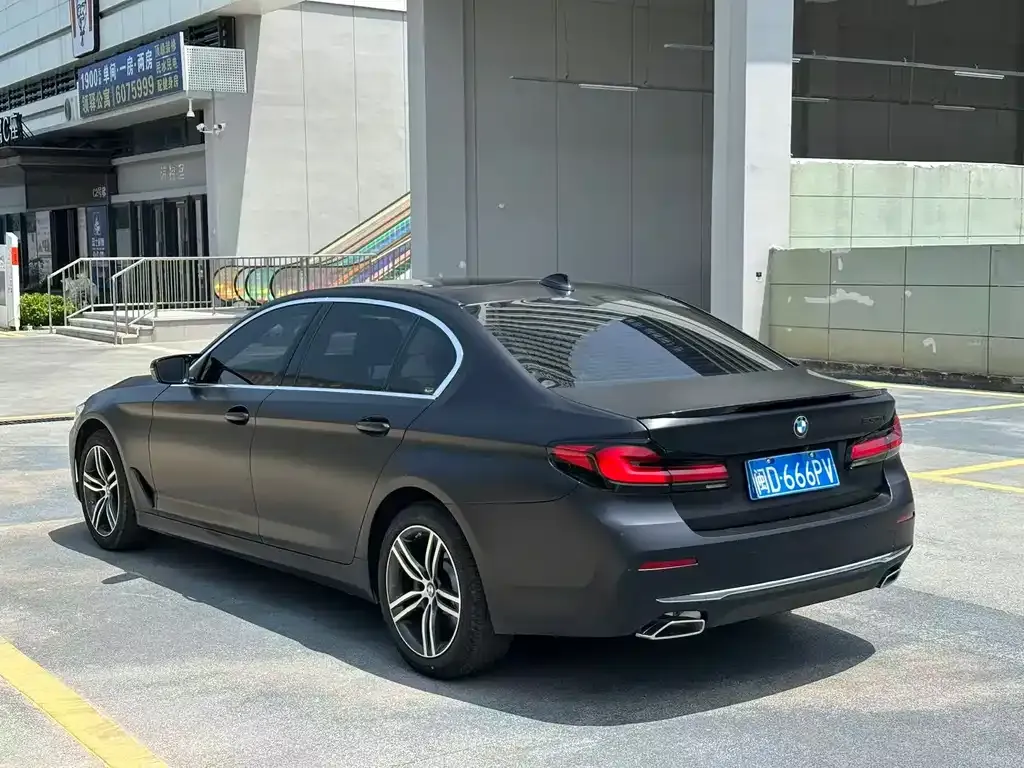 BMW 5 Series 2024 из CN, фото 5