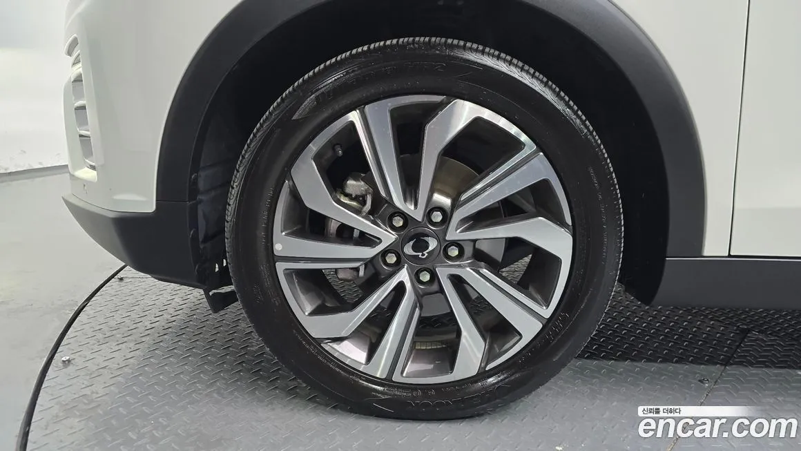 KG Mobility (Ssangyong) TIBOLI 2021 из KR, фото 9
