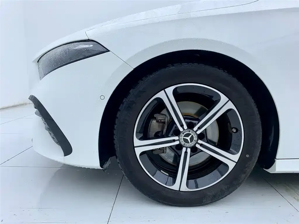 Mercedes-Benz A-Class — фото 2