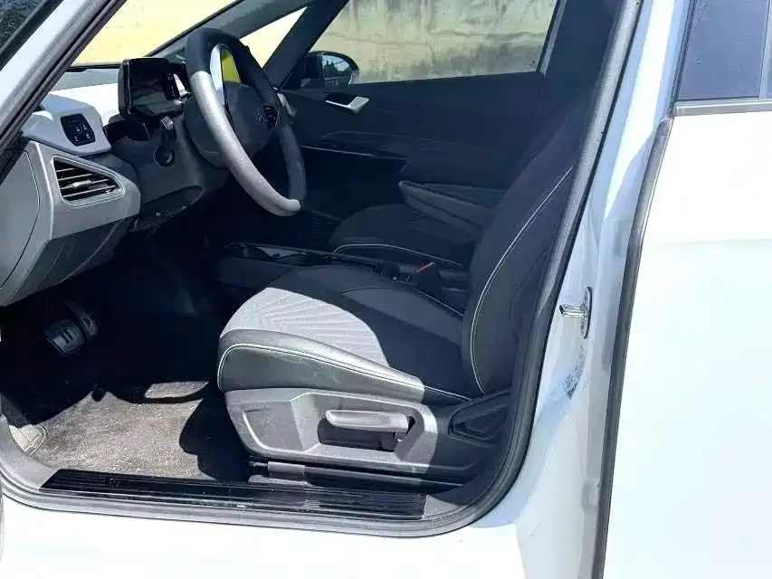 Volkswagen ID.3 2023 из CN, фото 2