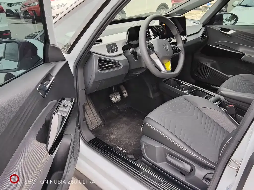 Volkswagen ID.3 2023 из CN, фото 4